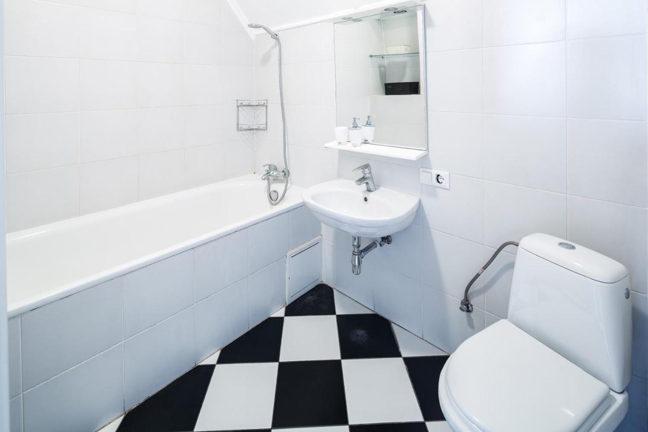 Apartamento Romari Два Поверхи Leópolis Exterior foto