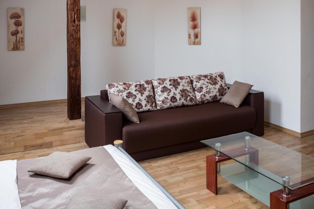 Apartamento Romari Два Поверхи Leópolis Exterior foto
