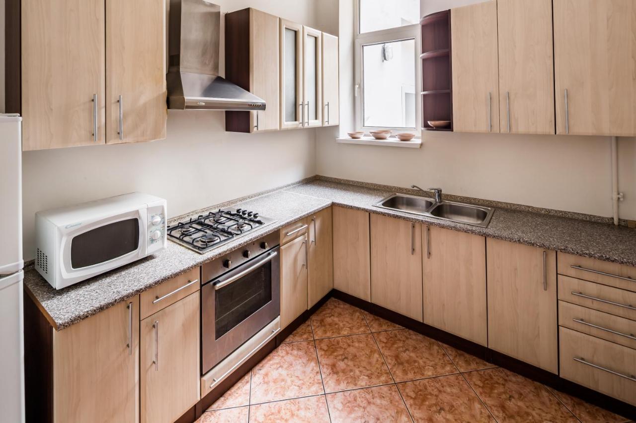 Apartamento Romari Два Поверхи Leópolis Exterior foto