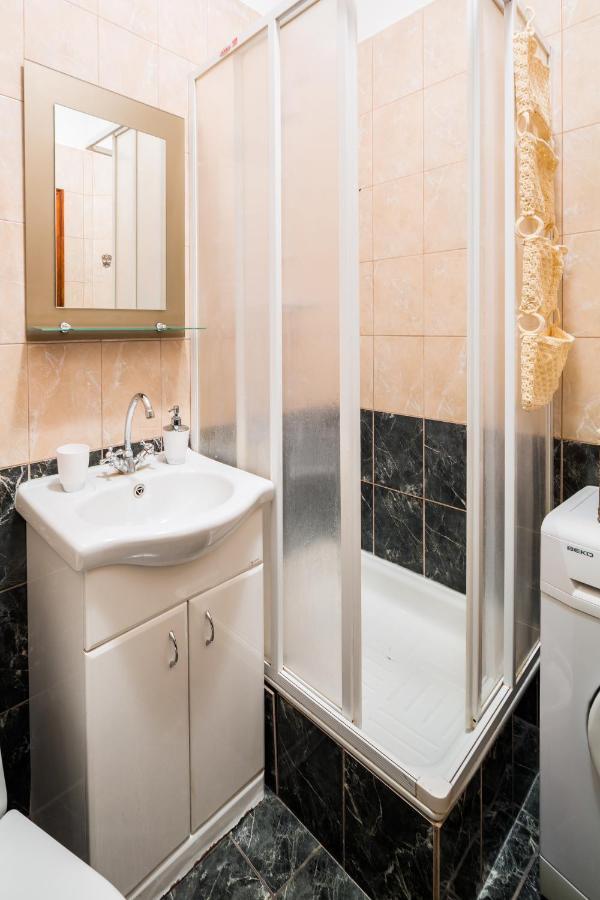 Apartamento Romari Два Поверхи Leópolis Exterior foto